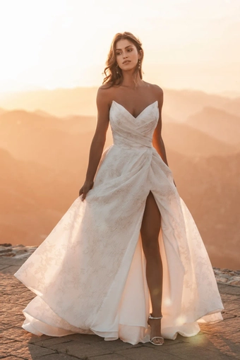 Allure Bridals Lottie - A1200 Wedding Dress